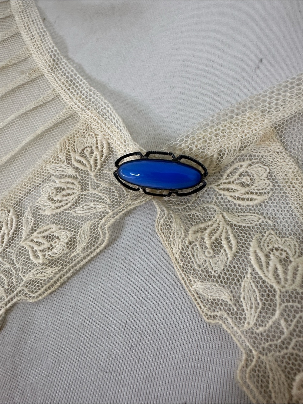 Vintage Art To Wear Antique Lace Handmade Top With Sterling Brooch Accent - Picture 3 of 8